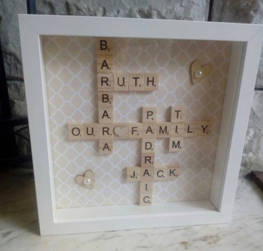 Create a unique and special family moment with this family Scrabble Frame! Construct a fun wall décor piece with names, special words, or nicknames of your family members. Put together a personalised frame with a personal touch that'll make your family smile!