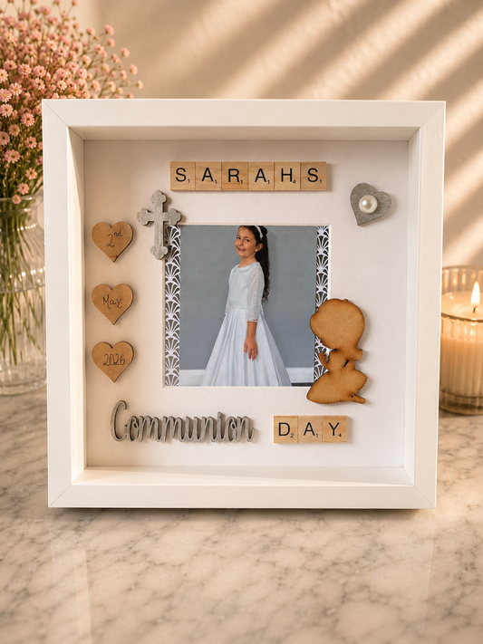 Communion/Confirmation Frame-With Praying Boy/Girl and space for a photo