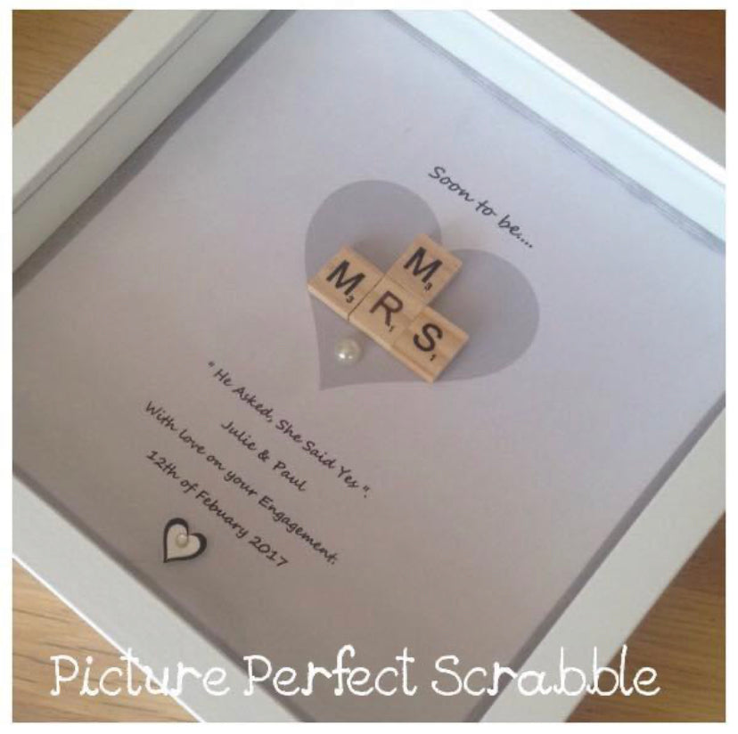 Mr&Mrs Engagement frame